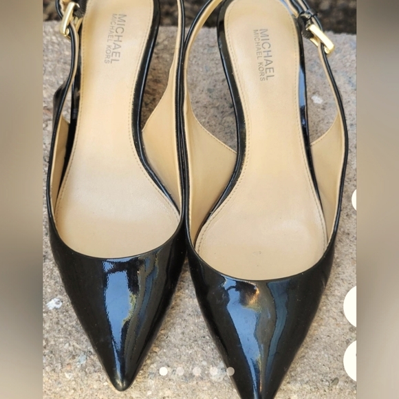 MICHAEL KORS Kelsey High Heel Pointed Toe Slingbacks Black Patent Leather Sz 7.5 - Picture 2 of 7